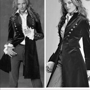 Newport News Equestrian Gorgeous Flattering black velvet coat, 100% cotton sz 10